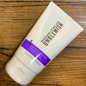 Rodan+Fields Acne Treatment Sulfur Wash